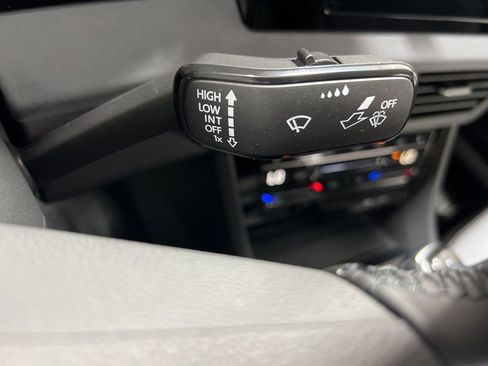 New 2025 Volkswagen Jetta SE image 37