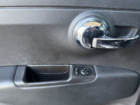 Used 2017 FIAT 500 e image 8