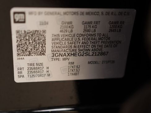 Used 2025 Chevrolet Equinox LT FWD image 36