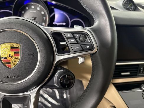 Certified 2021 Porsche Cayenne E-Hybrid AWD/4WD image 38