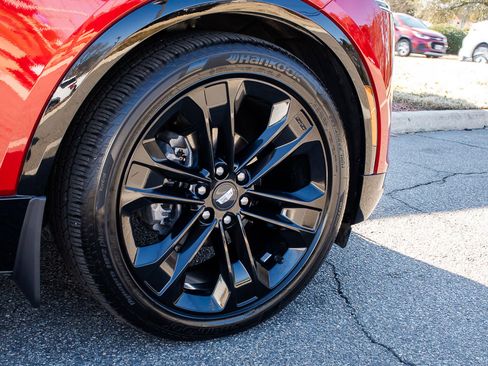 Used 2024 Cadillac Lyriq Tech image 8