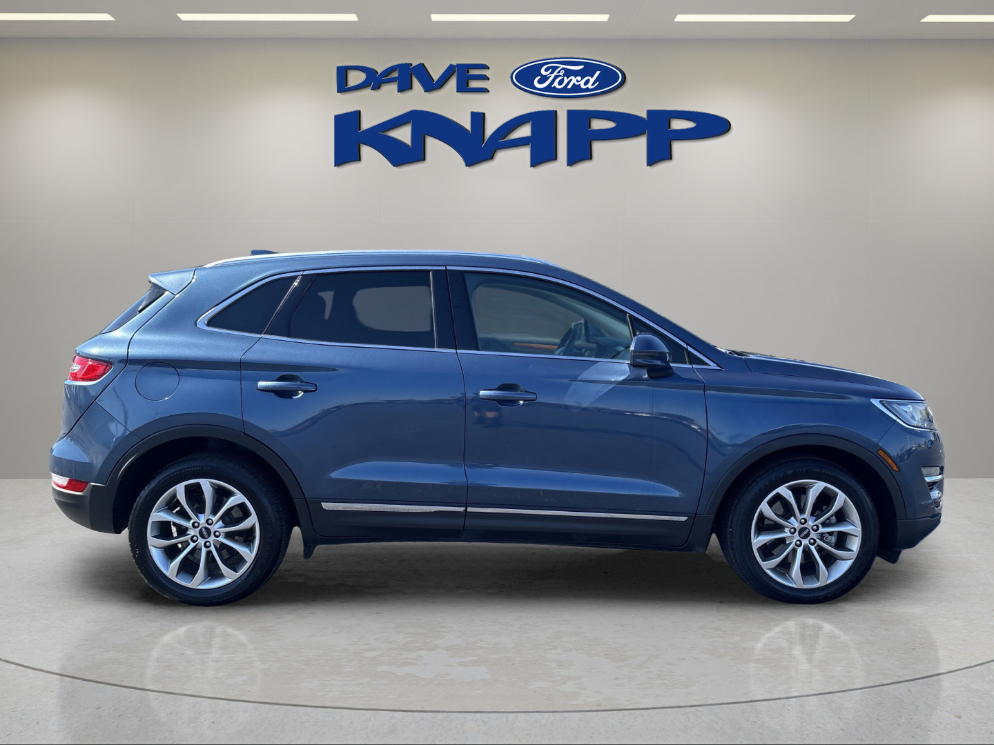 Used 2018 Lincoln MKC Select w/ Select Plus Package FWD image 8