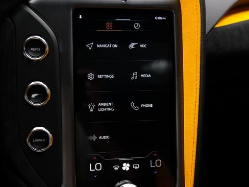 Used 2026 McLaren 750S Spider RWD image 35