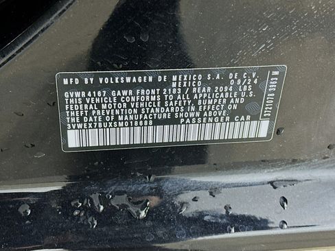 Used 2025 Volkswagen Jetta SE image 12