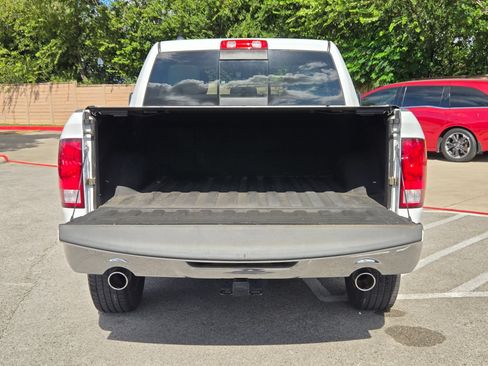 Used 2015 RAM 1500 Lone Star RWD image 24