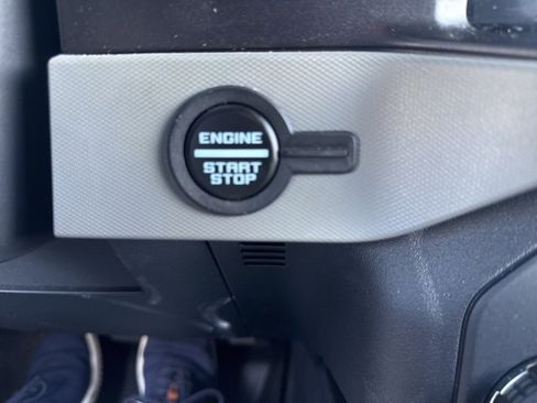 Used 2023 Ford Bronco Badlands image 26