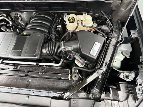 Used 2021 Chevrolet Silverado 1500 Custom Trail Boss w/ LPO, Dark Essentials Package image 29