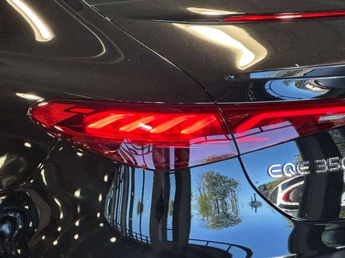 Used 2024 Mercedes-Benz EQE 350+ 4MATIC Sedan image 8