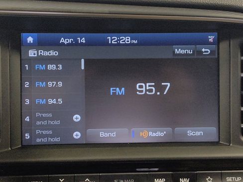 Used 2019 Hyundai Elantra Limited w/ Ultimate Package 02 FWD image 25