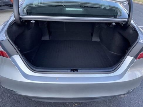 Certified 2020 Toyota Camry XLE image 22