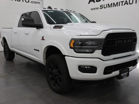 Used 2021 RAM 3500 Limited AWD/4WD image 2