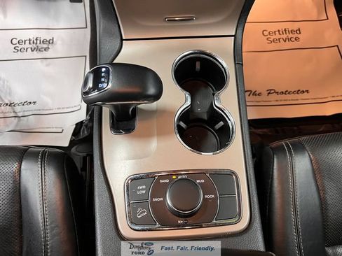 Used 2015 Jeep Grand Cherokee Limited w/ Luxury Group II AWD/4WD image 43