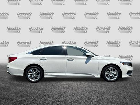 Used 2018 Honda Accord LX image 3
