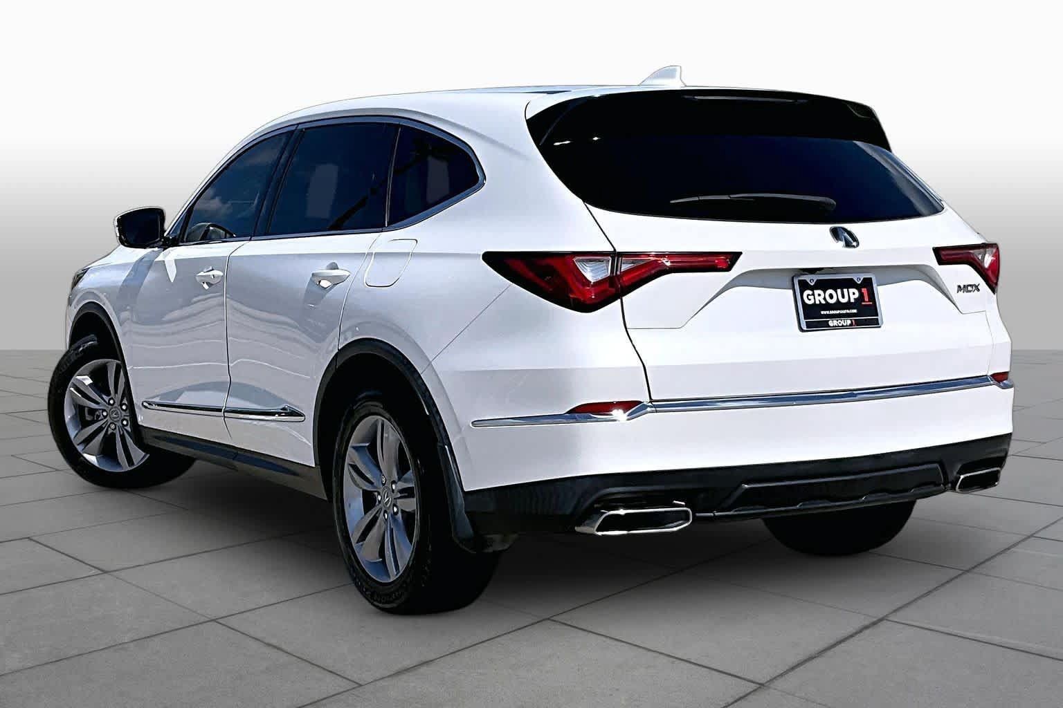 Used 2022 Acura MDX FWD image 12