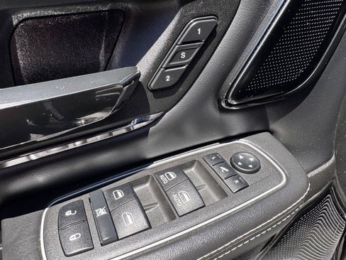Used 2022 RAM 1500 Limited AWD/4WD image 25