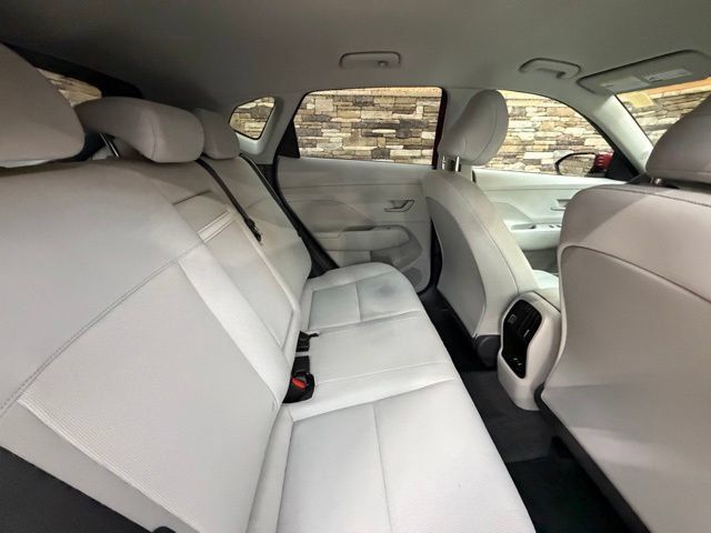 Certified 2024 Hyundai Kona SEL AWD/4WD image 33