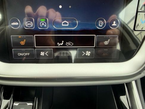 Used 2025 Subaru Legacy Premium image 33