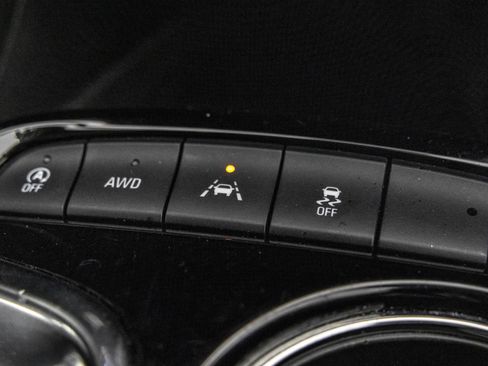 Used 2024 Buick Encore GX Sport Touring AWD/4WD image 31