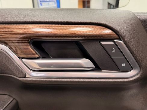 Used 2025 Chevrolet Silverado 1500 LT image 27