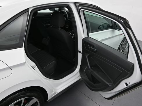 Used 2019 Volkswagen Jetta GLI FWD image 23