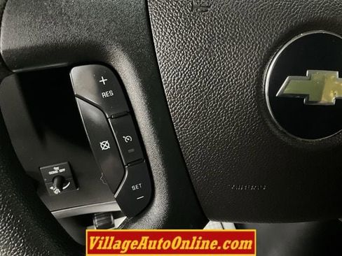 Used 2019 Chevrolet Express 2500 w/ Driver Convenience Package image 22
