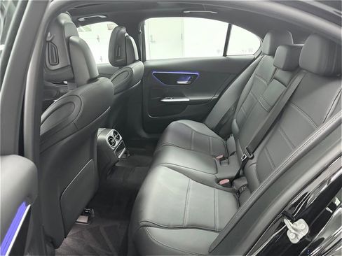 Used 2025 Mercedes-Benz C 300 4MATIC Sedan image 16