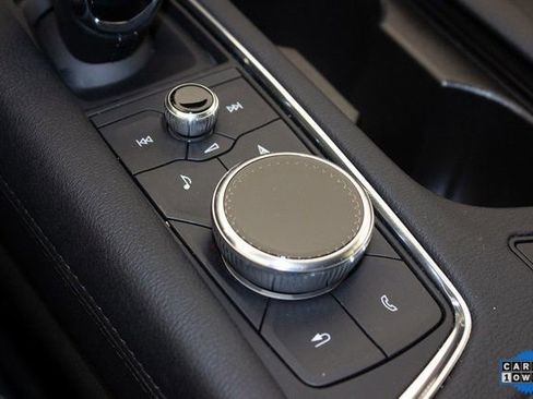 Certified 2025 Cadillac XT6 Premium Luxury image 37