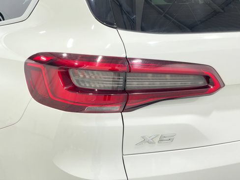 Used 2019 BMW X5 xDrive40i AWD/4WD image 32