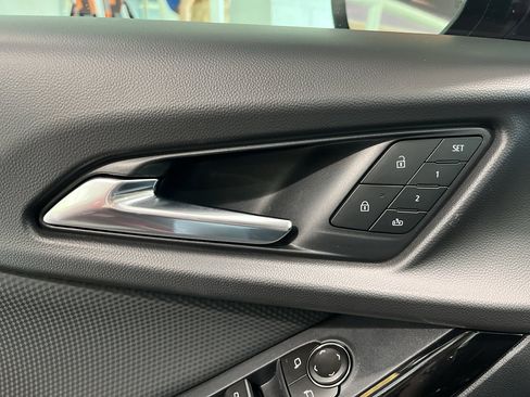 New 2026 Chevrolet Equinox RS FWD image 29