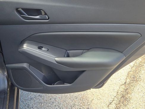 Used 2025 Nissan Altima 2.5 S FWD image 8