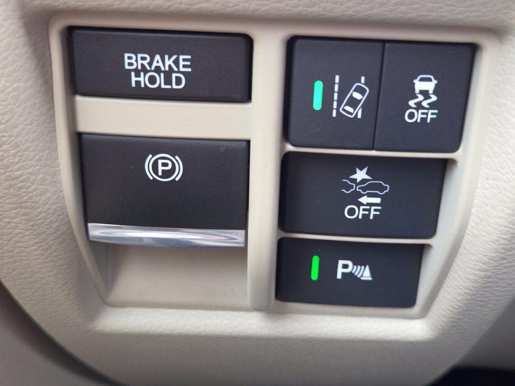 Used 2020 Acura MDX SH-AWD image 19
