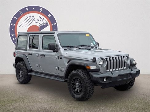 Used 2021 Jeep Wrangler Unlimited Sport image 2