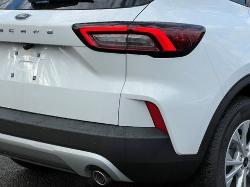 New 2026 Ford Escape Active image 5