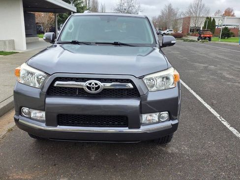 Used 2011 Toyota 4Runner SR5 AWD/4WD image 2