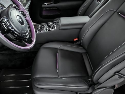 Used 2020 Rolls-Royce Wraith image 22