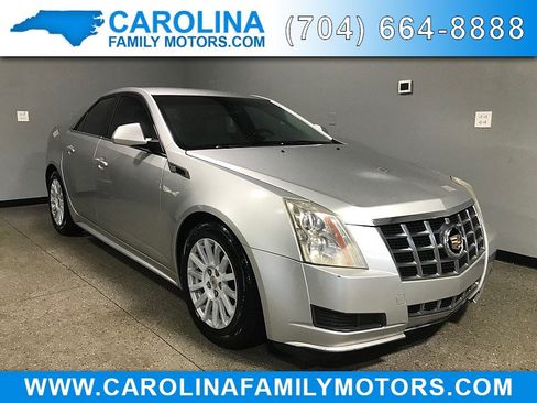Used 2012 Cadillac CTS Luxury RWD image 1