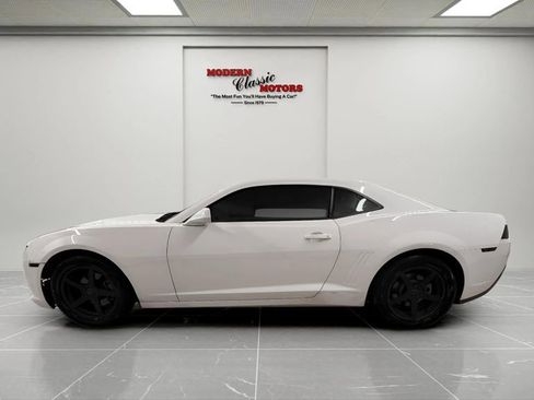 Used 2015 Chevrolet Camaro LS RWD image 4