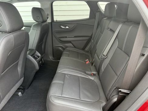 Used 2023 Chevrolet Blazer LT image 14