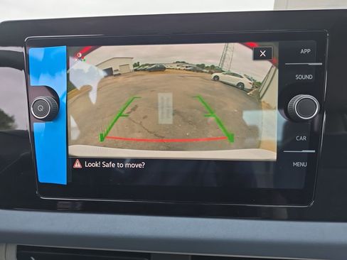 New 2026 Volkswagen Jetta SE FWD image 19