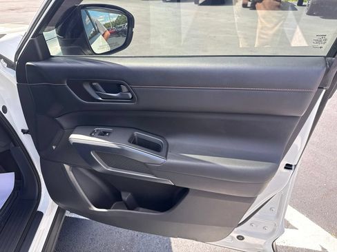 Used 2023 Nissan Pathfinder Rock Creek AWD/4WD image 13