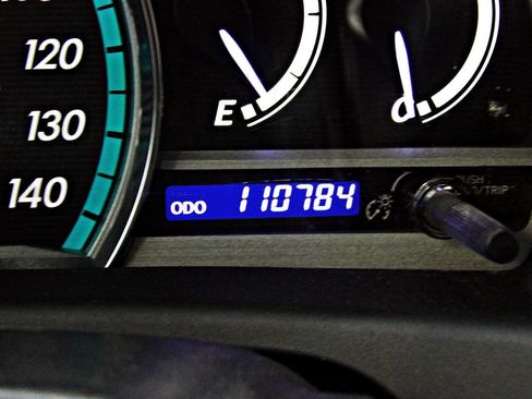 Used 2014 Toyota Venza LE image 15