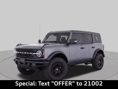 Used 2023 Ford Bronco Wildtrak AWD/4WD image 2