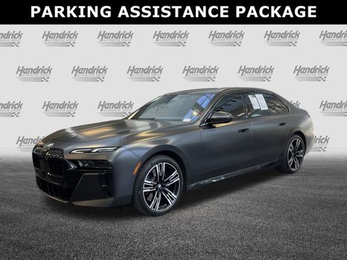 Used 2023 BMW 740i RWD image 6