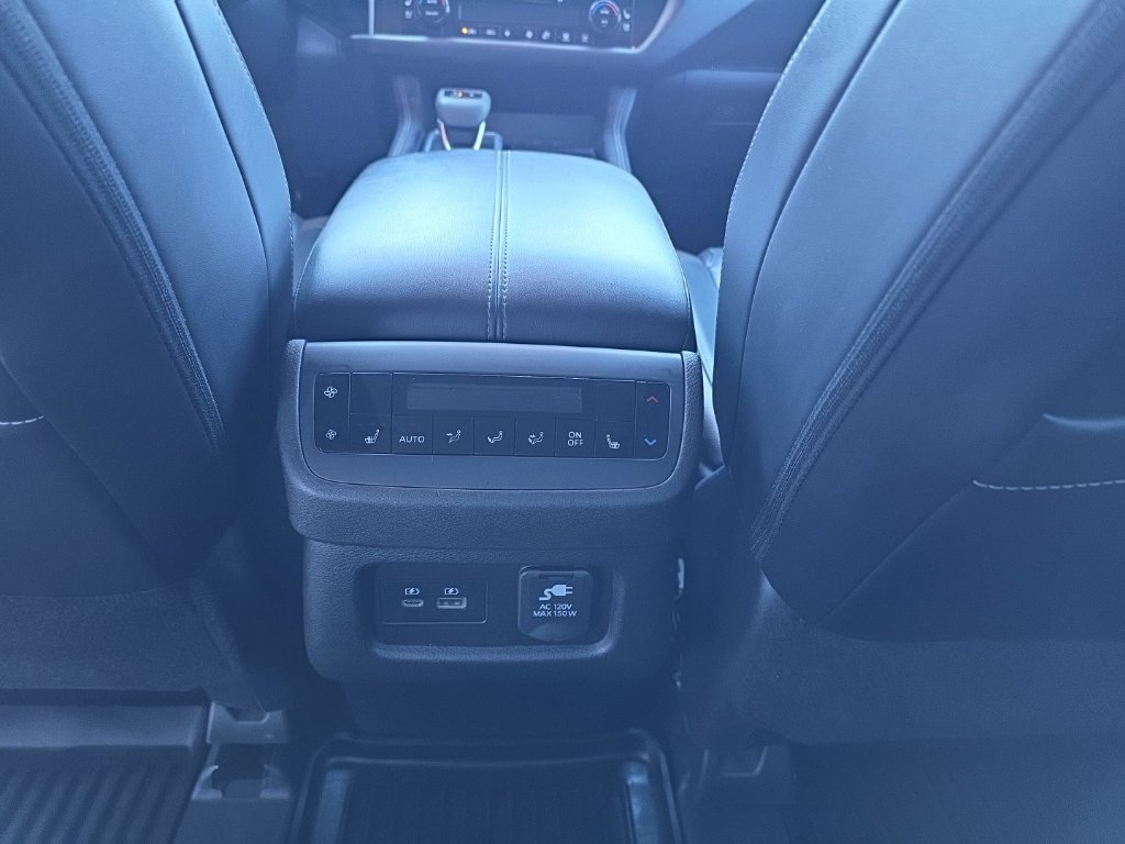 Used 2024 Nissan Pathfinder Platinum AWD/4WD image 14