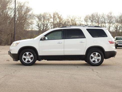 Used 2012 GMC Acadia SL w/ Preferred Package FWD image 4