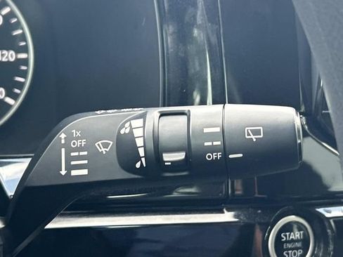 Used 2022 Nissan Pathfinder S AWD/4WD image 29