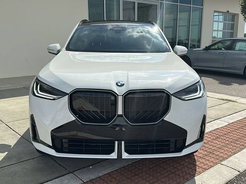 Used 2026 BMW X3 xDrive30i w/ Premium Package AWD/4WD image 2