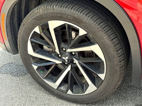 Used 2024 Mitsubishi Outlander SE AWD/4WD image 22