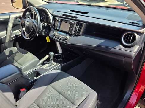 Used 2016 Toyota RAV4 XLE image 14