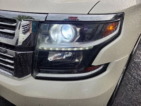 Used 2015 Chevrolet Tahoe LTZ AWD/4WD image 9
